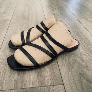 NWOT J. Jill Women's Size 9 Leather  Strappy Slides Comfort Shoes